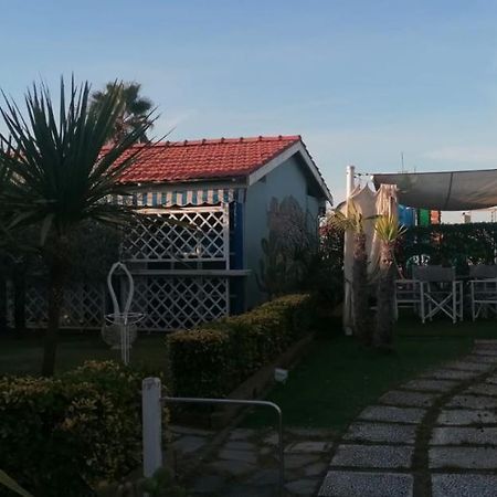 Bed&Breakfast Venezia Marina Di Carrara Exterior foto