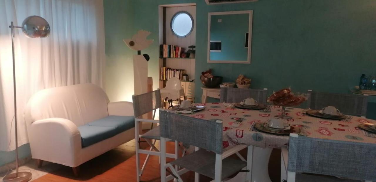 Bed&Breakfast Venezia Marina Di Carrara Exterior foto