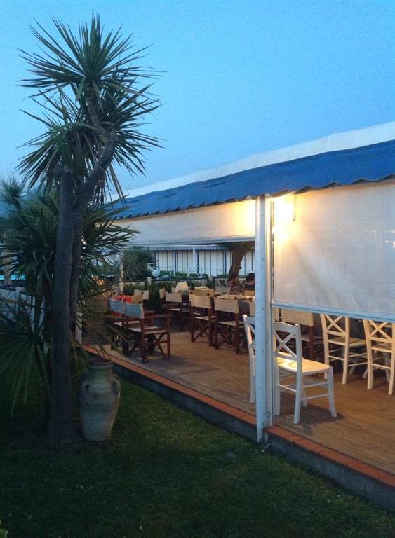 Bed&Breakfast Venezia Marina Di Carrara Exterior foto