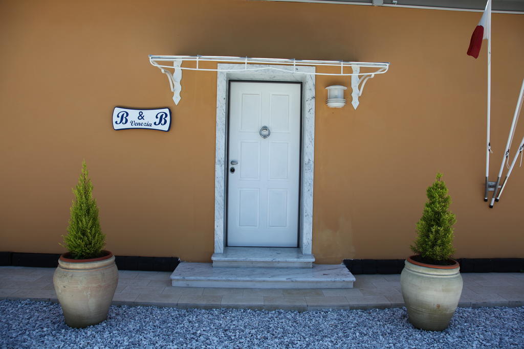 Bed&Breakfast Venezia Marina Di Carrara Exterior foto