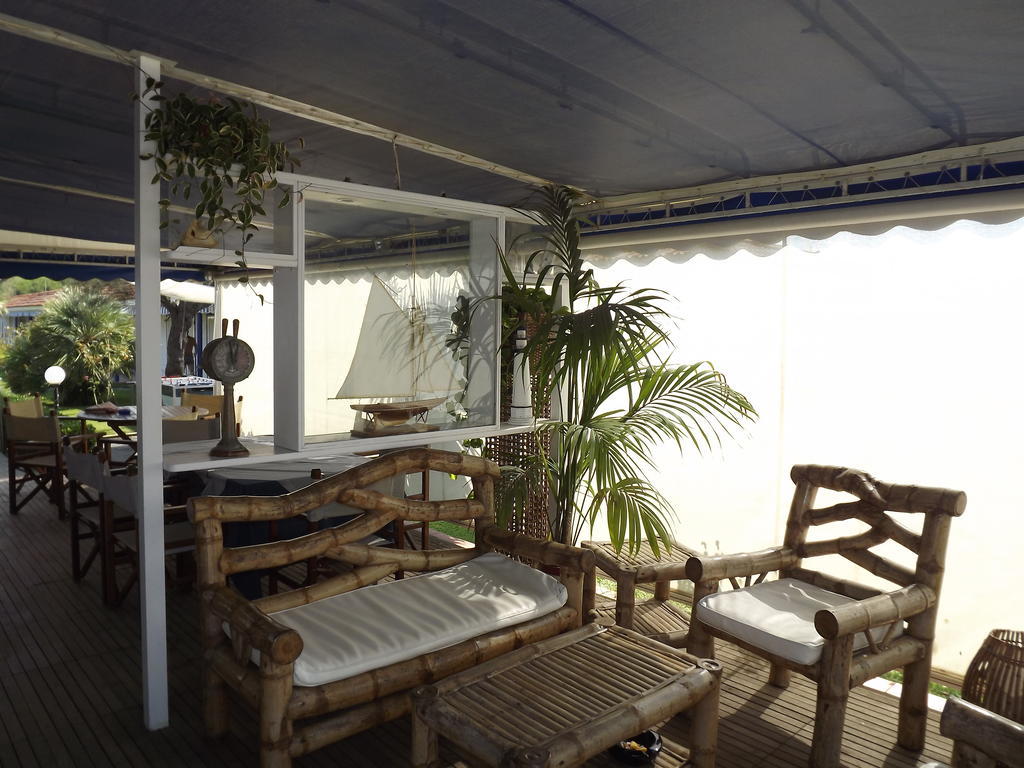 Bed&Breakfast Venezia Marina Di Carrara Exterior foto