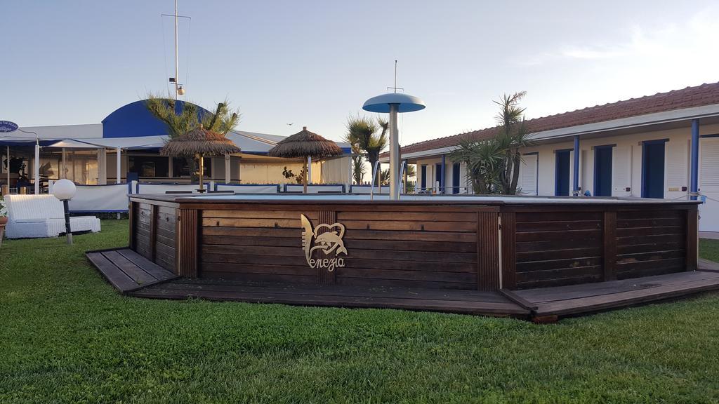 Bed&Breakfast Venezia Marina Di Carrara Exterior foto