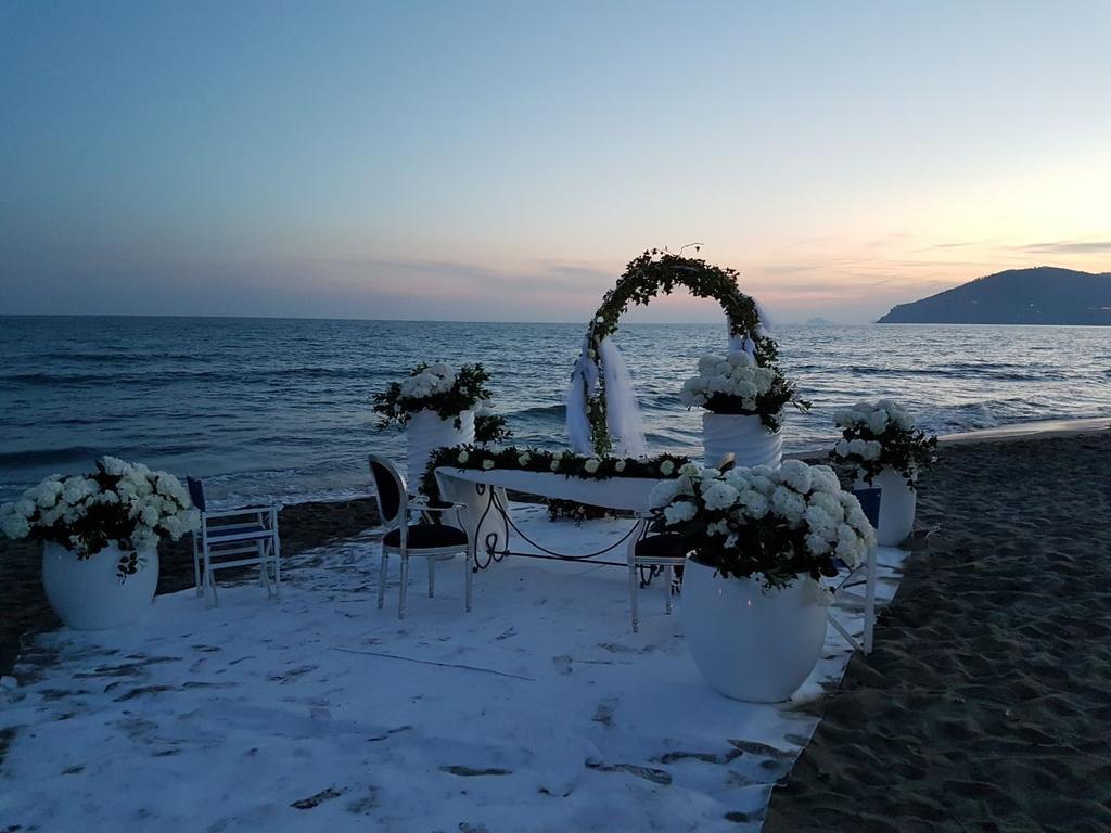 Bed&Breakfast Venezia Marina Di Carrara Exterior foto