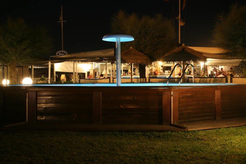 Bed&Breakfast Venezia Marina Di Carrara Exterior foto