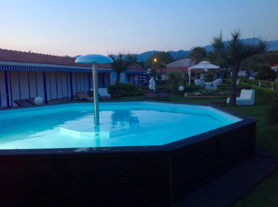 Bed&Breakfast Venezia Marina Di Carrara Exterior foto